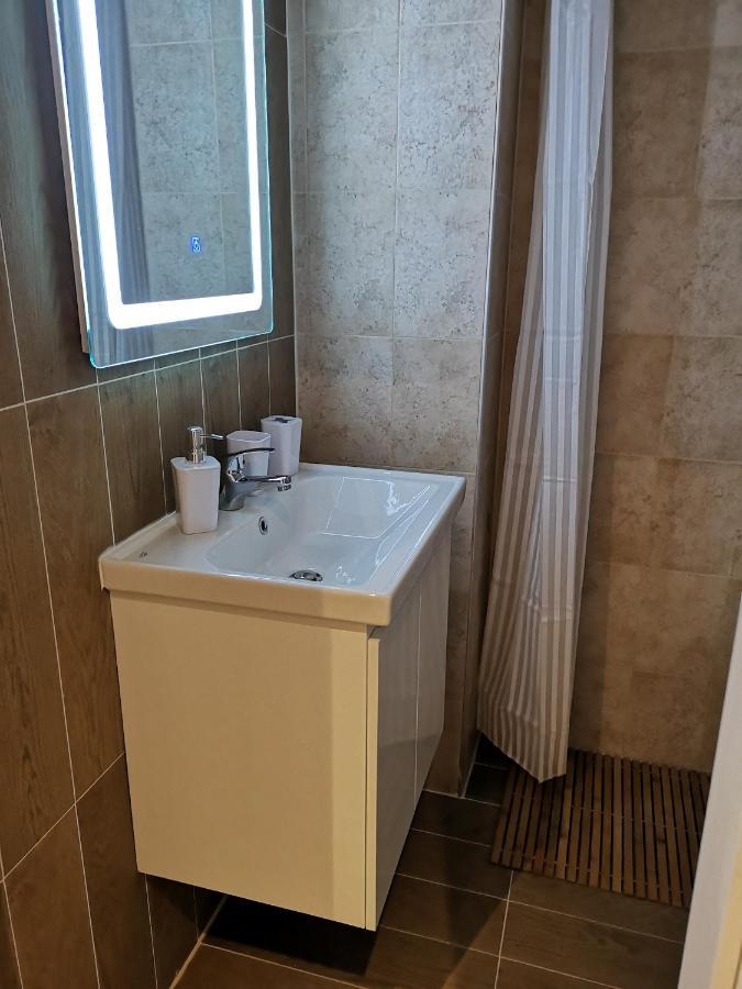 New Modern Apartment In The Center Of Tirana Eksteriør billede