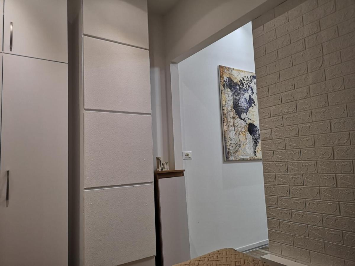 New Modern Apartment In The Center Of Tirana Eksteriør billede