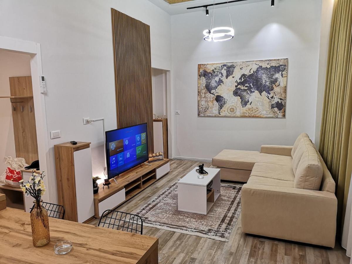 New Modern Apartment In The Center Of Tirana Eksteriør billede