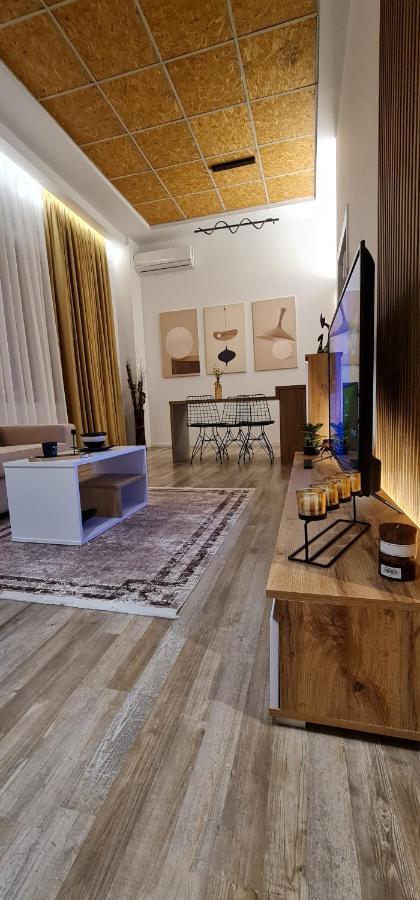 New Modern Apartment In The Center Of Tirana Eksteriør billede
