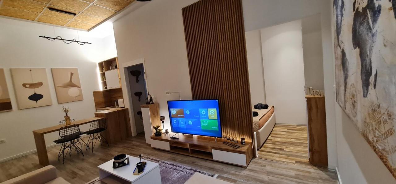 New Modern Apartment In The Center Of Tirana Eksteriør billede