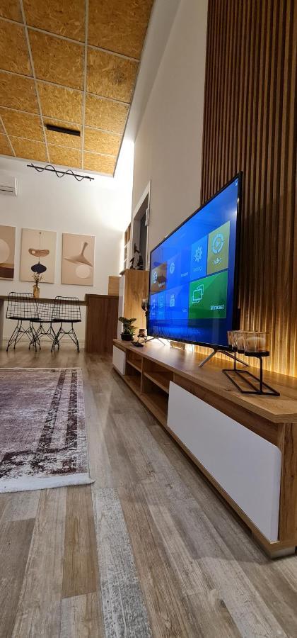 New Modern Apartment In The Center Of Tirana Eksteriør billede