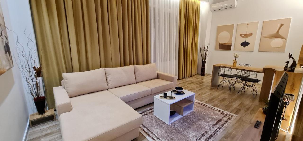 New Modern Apartment In The Center Of Tirana Eksteriør billede
