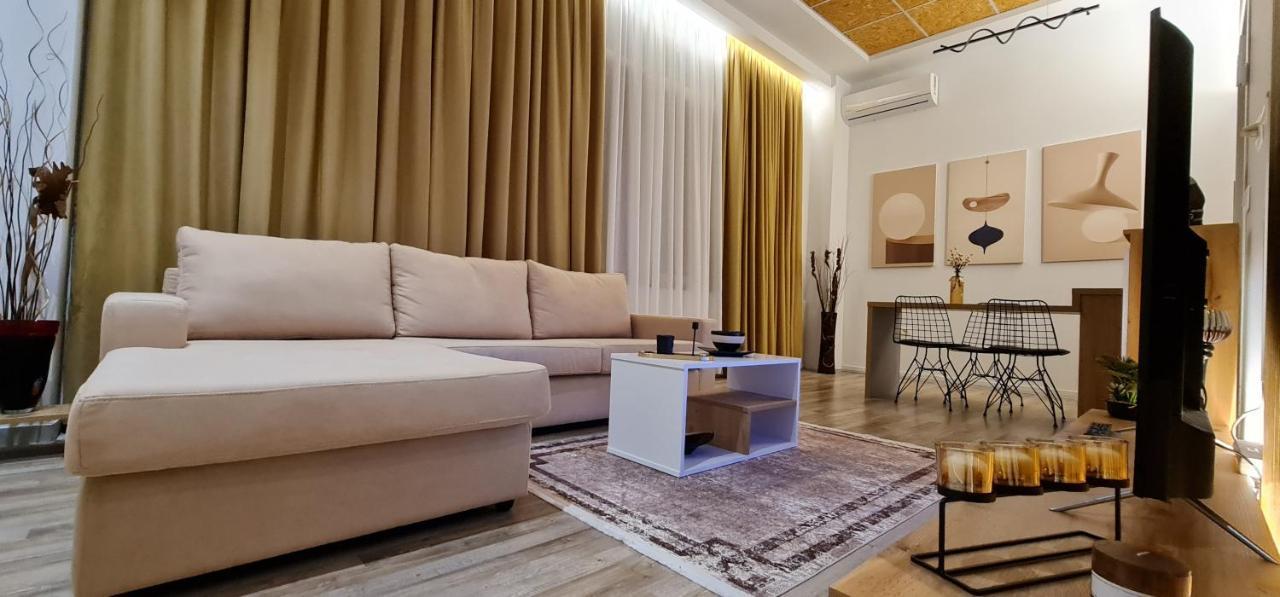 New Modern Apartment In The Center Of Tirana Eksteriør billede